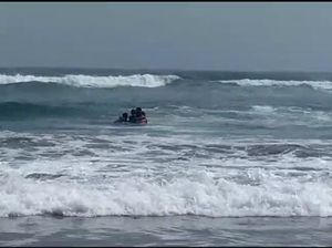 3 Wisatawan Asal Madiun Terseret Arus Palung Pantai Parangtritis