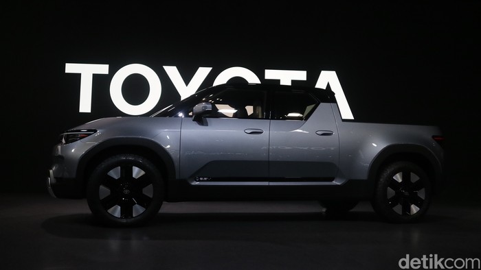 Toyota Hilux Listrik