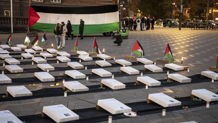 Aksi Simbolis Digelar di Denmark untuk Dukung Anak-anak Gaza The memorial service