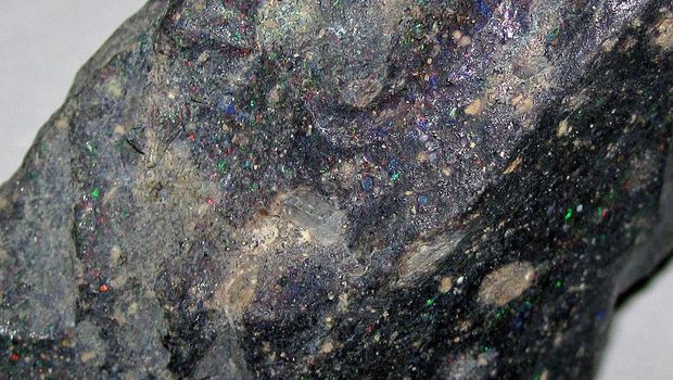 batu basalt.