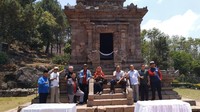 Candi Gendong Songo.