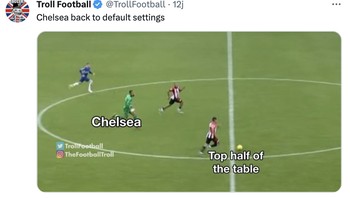 Gol kedua Brentford kemarin jadi meme Chelsea di Liga Inggris. Foto: Twitter/X