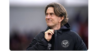 Chelsea jadi tim kecil saat berhadapan dengan Brentford. Foto: Twitter/X