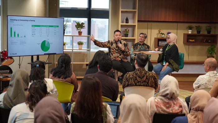 Dukung Bulan Inklusi Keuangan dengan Sesi Literasi Manulife Indonesia dan Manulife Aset Management Indonesia (MAMI) menggelar sesi literasi keuangan untuk meningkatkan pemahaman para karyawan mengenai investasi dan pengelolaan keuangan.