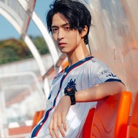 Steven Liv yang juga dikenal sebagai Hans Sama adalah pemain profesional League of Legends (LOL) asal Prancis. Pria 24 tahun yang tergabung dalam tim G2 Esports tersebut belakangan menjadi perhatian di media sosial. Foto: Instagram Hans Sama