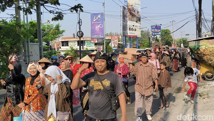 Kirab Swaunggaling menagih janji Kirab Swaunggaling menagih janji