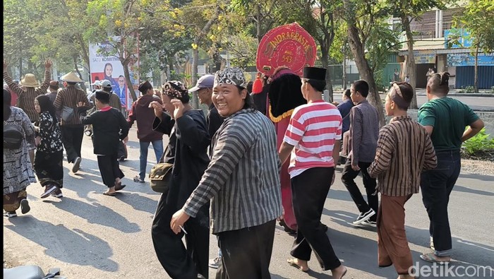 Kirab Swaunggaling menagih janji Kirab Swaunggaling menagih janji