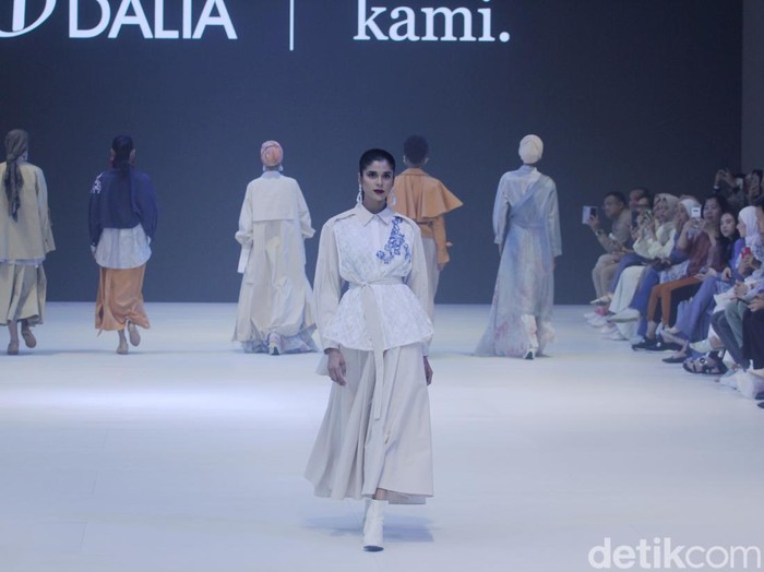 Koleksi Kami, Riamiranda, Buttonscarves di JFW 2024