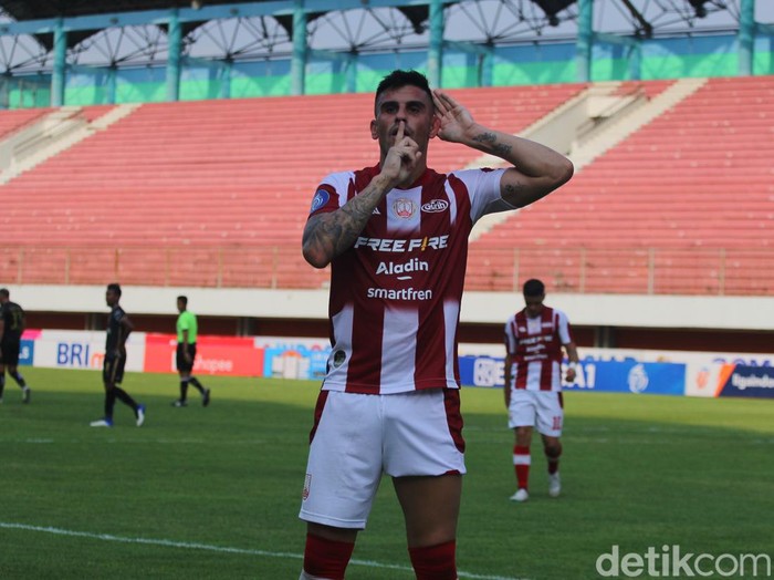 Laga Persis Solo melawan Bhayangkara FC di Stadion Maguwoharjo, Sleman, Minggu (29/10/2023).