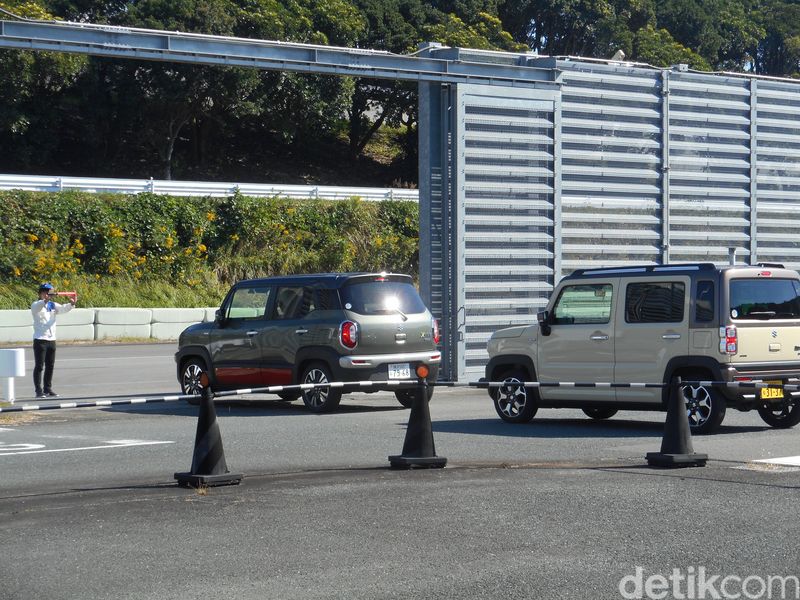 Menjajal 3 Mobil Hybrid di Lintasan Suzuki Sagara Test Track
