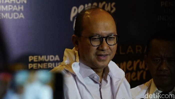 Relawan Pemuda Penerus Negeri mendeklarasikan dukungannya untuk pasangan bakal capres-cawapres Prabowo Subianto-Gibran Rakabuming Raka, Sabtu (28/10/2023).