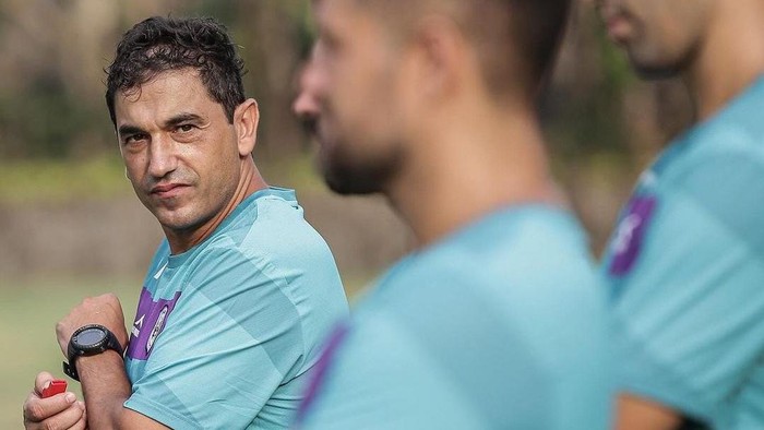 Pelatih Rans Nusantara FC, Eduardo Almeida.