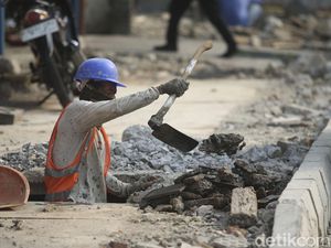 Pemkot Depok Kucurkan Rp 14,8 M untuk Menata Trotoar di Jalan Akses UI