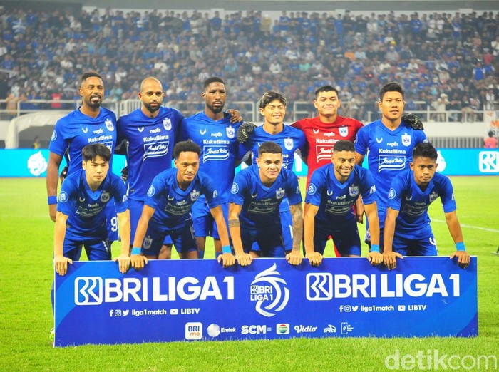 Skuad PSIS Semarang saat menghadapi Persija Jakarta, Minggu (29/10/2023).