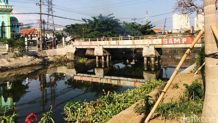 Sungai Kalisari Damen Kembali Bersih Sungai Kalisari Damen Kembali Bersih