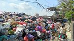 Banjir Sampah di Denpasar gegara TPA Suwung Kebakaran