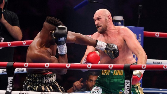 Boxing - Tyson Fury v Francis Ngannou - Riyadh Arena, Riyadh, Saudi Arabia - October 28, 2023 Tyson Fury in action against Francis Ngannou during the WBC Heavyweight Title fight REUTERS/Ahmed Yosri