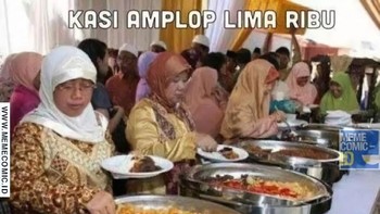 Jangan ditiru, gaes! Foto: memecomic.id  