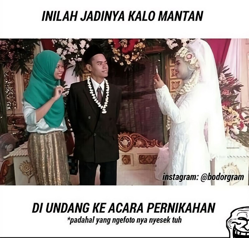 Siapa yang paling suka pergi kondangan? Asik deh, bisa makan sepuasnya dan jumpa teman-teman lama.