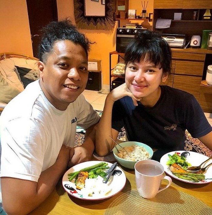 Arie Kriting dan Indah Permatasari