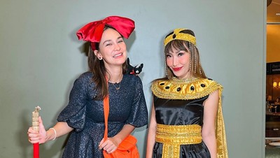 7 Gaya Artis Rayakan Halloween, Nia Ramadhani Jadi Snow White Pakai Rok Mini