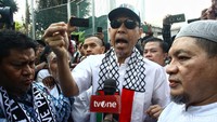 Munarman bicara tekait pembebasan dirinya.  