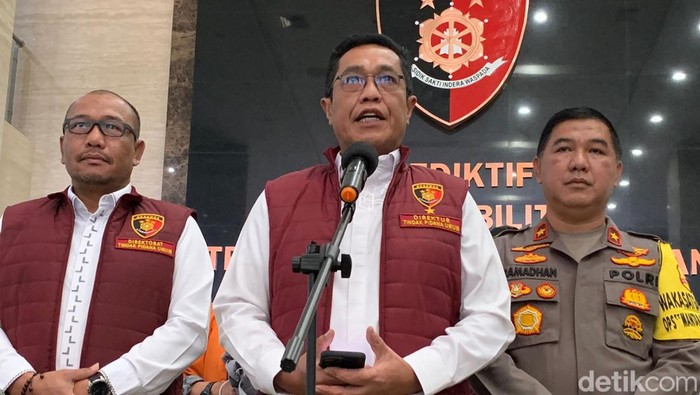 Dirtipidum Bareskrim Polri Brigjen Djuhandani Rahardjo Puro