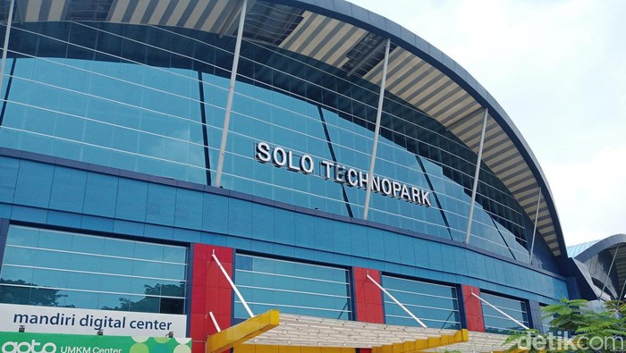 Gedung Solo Technopark.