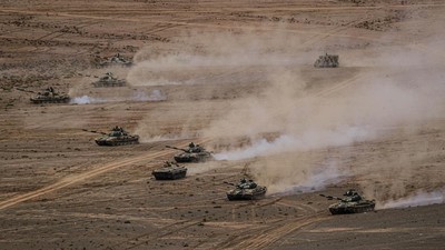 Iran Gelar Latihan Militer Besar-besaran Saat Konflik Israel-Hamas Memanas