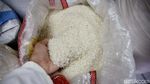 Kemarau Tak Kunjung Usai, Harga Beras Tembus Rp 15.000/Kg