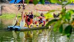 Kemeriahan Pawai Lumbung Sungai di BKT