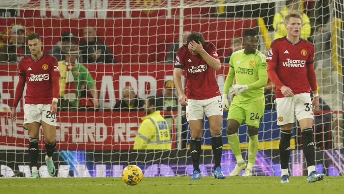Manchester United dihajar Manchester City 0-3 di Old Trafford. (Foto: AP/Dave Thompson)
