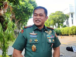 Jokowi Akan Lantik Letjen Maruli Simanjuntak Jadi KSAD Hari Ini