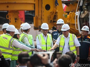 LRT Fase 1B Bergulir, Menhub Puji Heru Budi Tak Sia-siakan Jabatan 1 Tahun