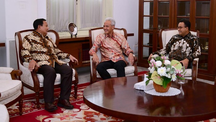 Momen Pertemuan Jokowi dengan 3 Capres di Istana