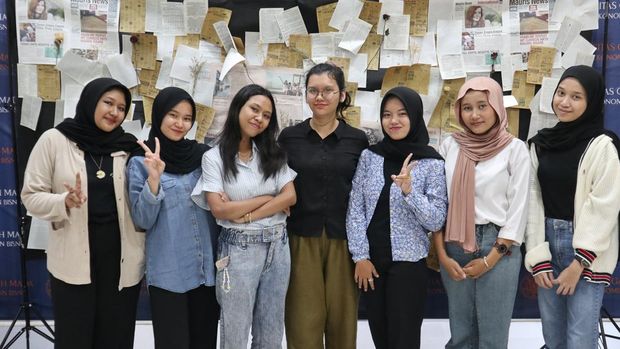 Pameran dan peluncuran Majalah Equilibrium FEB UGM, Sabtu (28/10/2023).