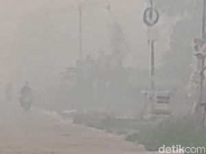 Palembang Kembali Diselimuti Kabut Asap Tebal