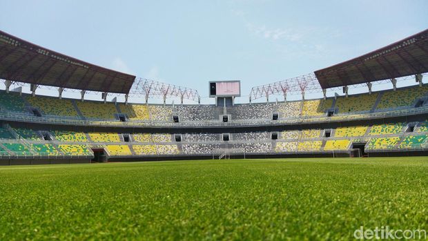 Penampakan Stadion GBT menyambut Piala Dunia U-17