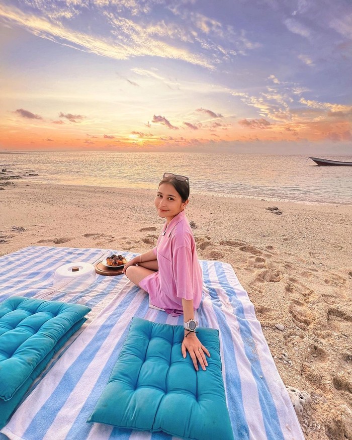 Prilly Latuconsina