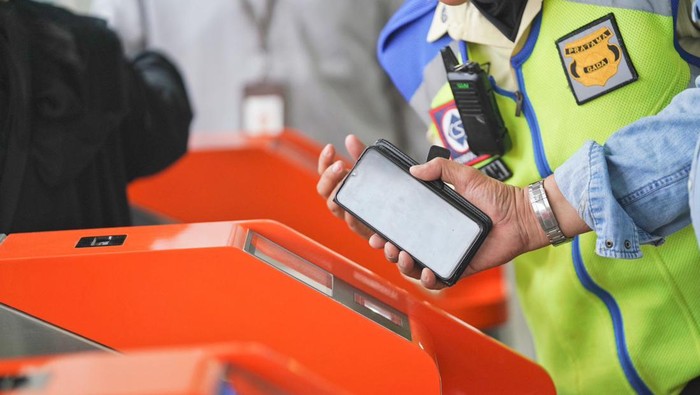 QR Code Tiket Kereta Cepat