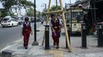 Semrawutnya Trotoar Depan Stasiun Bekasi