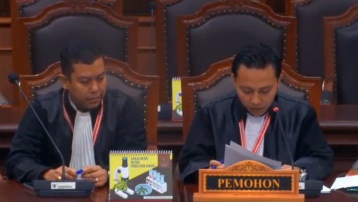 Sidang MK
