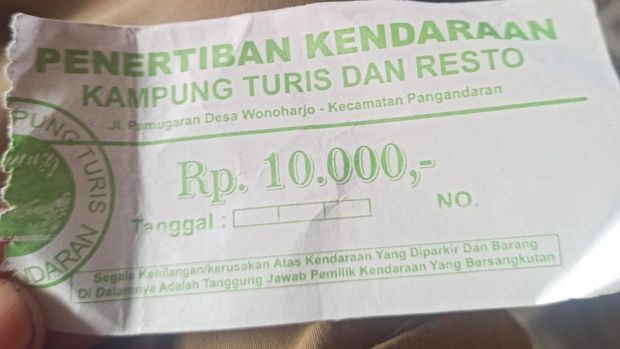 Tiket parkir Kampung Turis Pangandaran