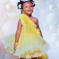 Asia Brown adalah anak berusia dua tahun yang jadi miliuner berkat bisnis perawatan kulit dan rambut. Menurut ibunya, Vera Sidika, Asia adalah CEO termuda di dunia. Foto: Instagram