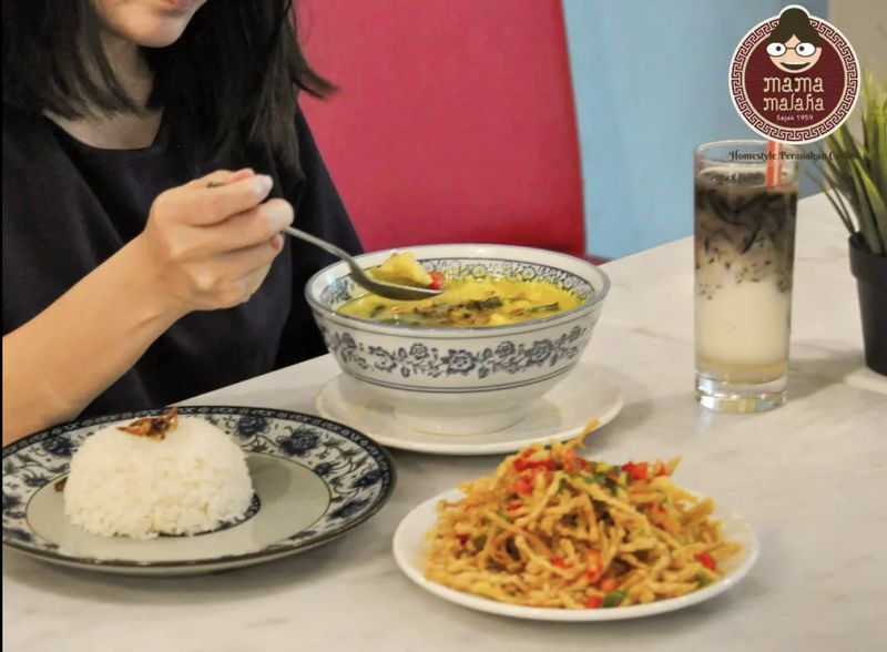 5 Restoran Peranakan Ini Punya Nasi Lemak hingga Nasi Hainan Enak