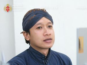 Kisah Zendy Pemuda yang Jadi Abdi Dalem Keraton Jogja