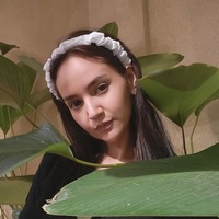 Meski saat ini Angelica sudah berusia 37 tahun namun penampilannya masih awet muda dan imut. Seolah tak menua, gayanya yang masih bak ABG dan tubuhnya yang langsing pun curi atensi. Foto: Instagram/@angelicasimp.new