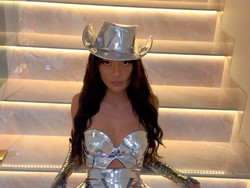 7 Foto Artis RI Rayakan Halloween 2023, Cinta Laura Totalitas Jadi Medusa