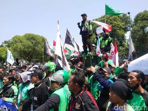 Ojol Mau Serbu Istana Merdeka Nanti Siang, Ini Komentar Gojek-Grab