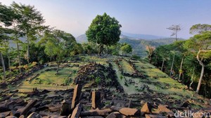 Misteri Gunung Padang